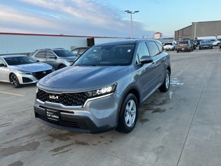 2022 Kia Sorento LX
