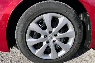 2025 Toyota COROLLA LE