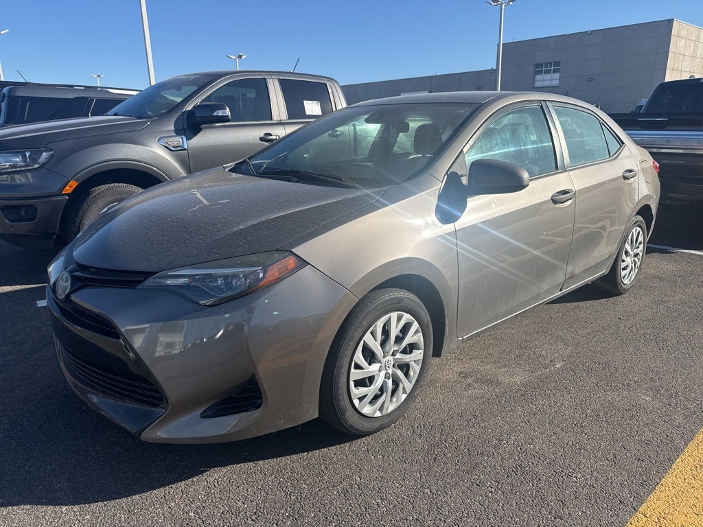 2017 Toyota COROLLA LE