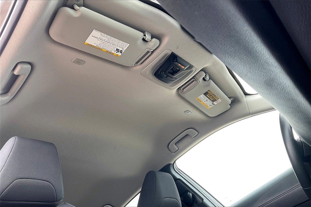 2025 Toyota Corolla Cross LE