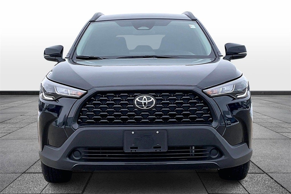 2025 Toyota Corolla Cross LE