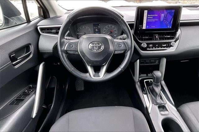 2025 Toyota Corolla Cross LE