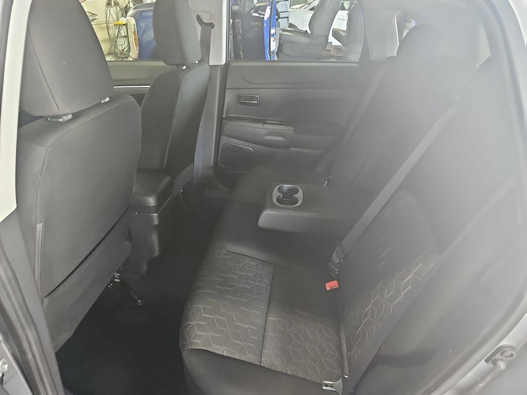 2024 Mitsubishi Outlander Sport ES