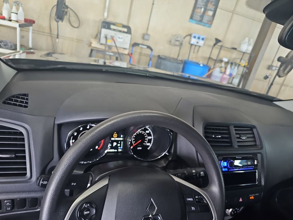 2024 Mitsubishi Outlander Sport ES
