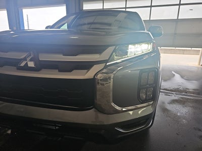 2024 Mitsubishi Outlander Sport ES