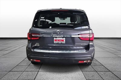 2024 INFINITI QX80 LUXE