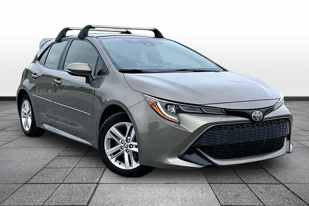 Used 2019 Toyota Corolla Hatchback SE with VIN JTNK4RBE5K3049993 for sale in Hutchinson, KS