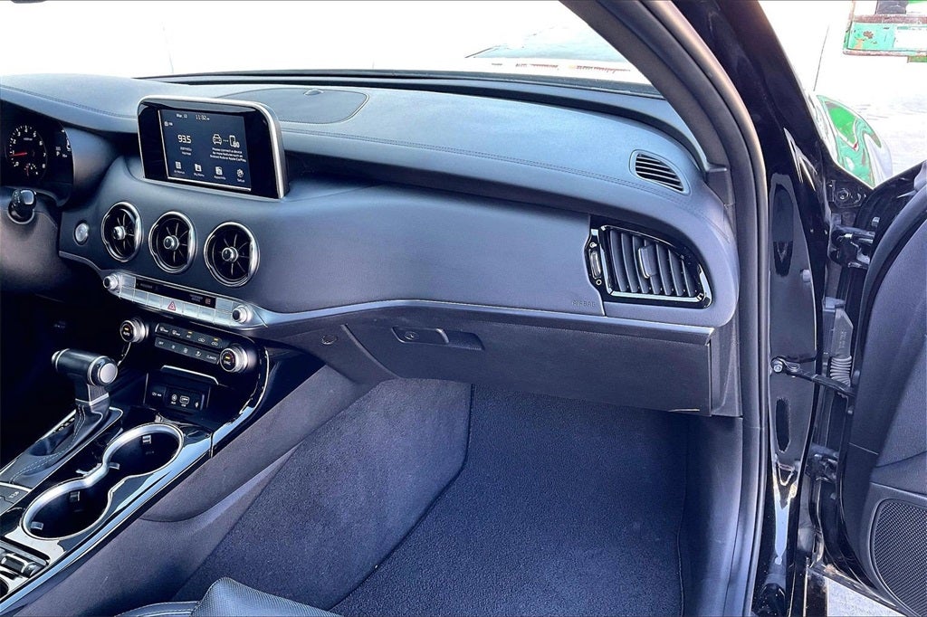 2021 Kia Stinger GT-Line