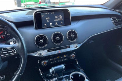 2021 Kia Stinger GT-Line