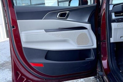 2024 Kia Carnival LX