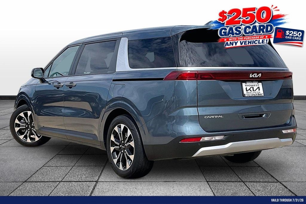 2024 Kia Carnival EX