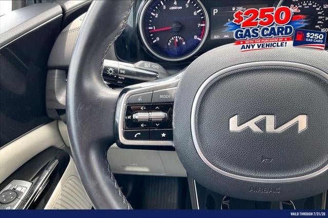 2024 Kia Carnival EX