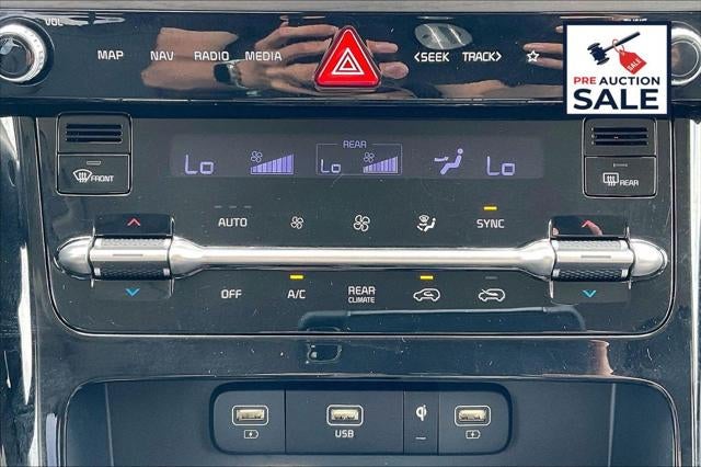 2024 Kia Carnival EX