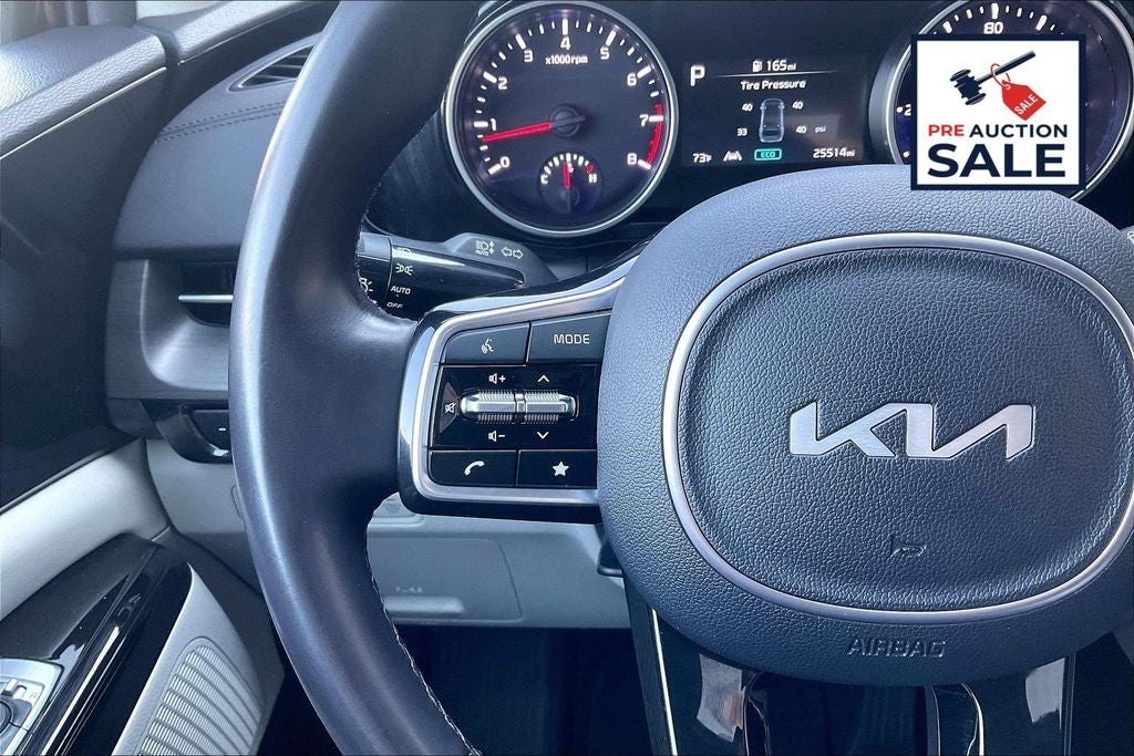 2024 Kia Carnival EX