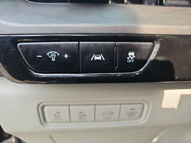 2022 Kia Carnival SX