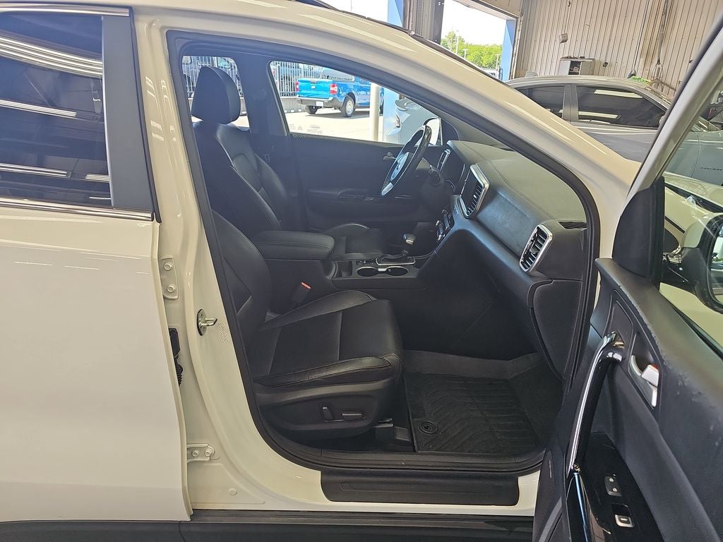 2022 Kia Sportage EX