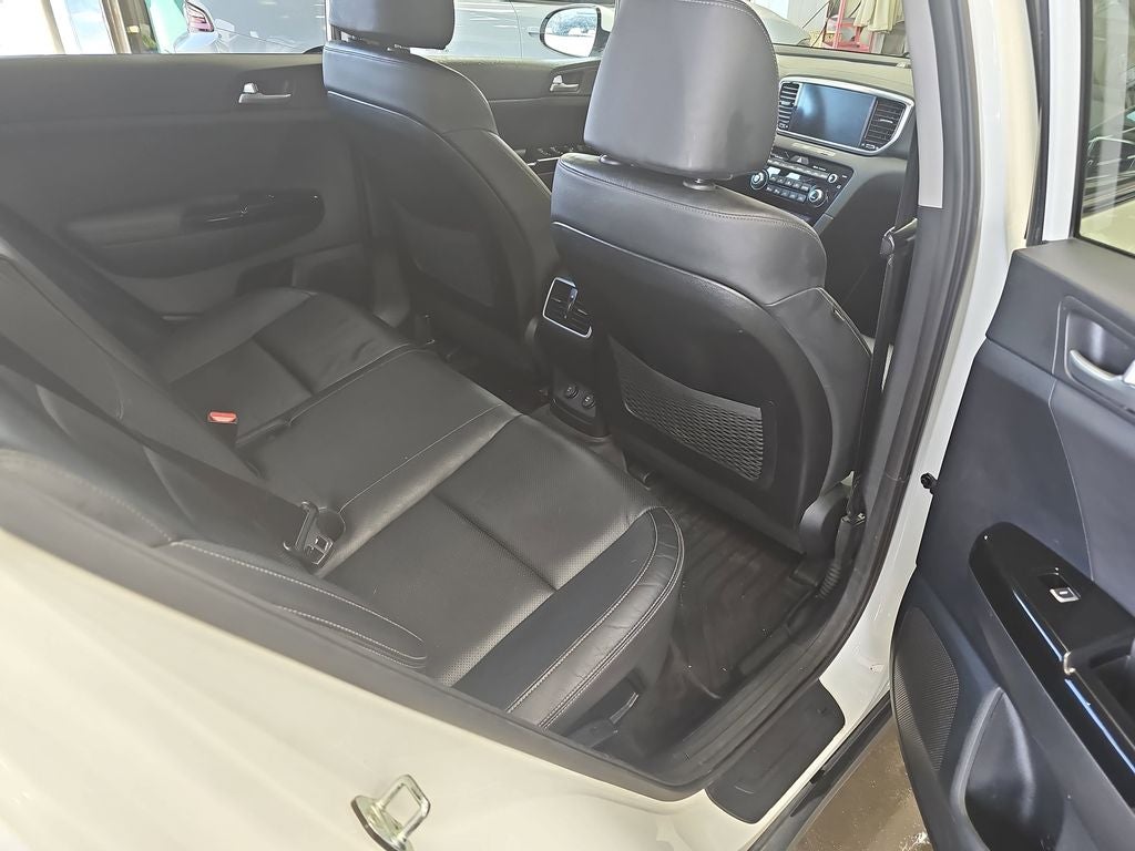 2022 Kia Sportage EX