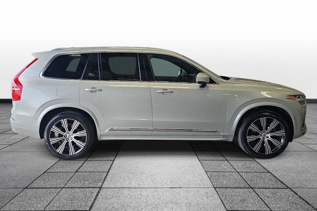 2022 Volvo XC90 T6 Inscription