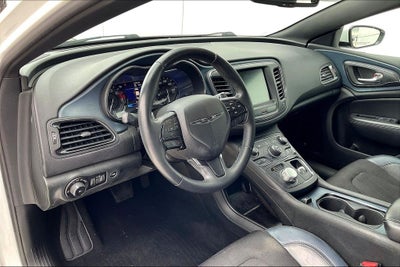 2015 Chrysler 200 S