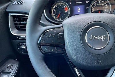 2023 Jeep Cherokee Altitude