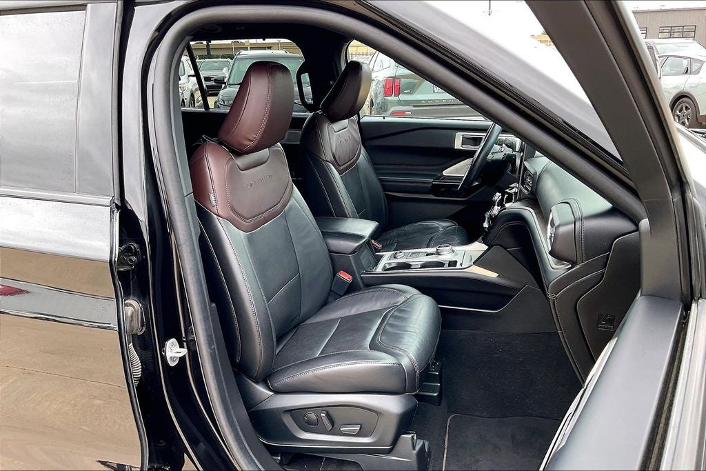 2023 Ford Explorer Platinum