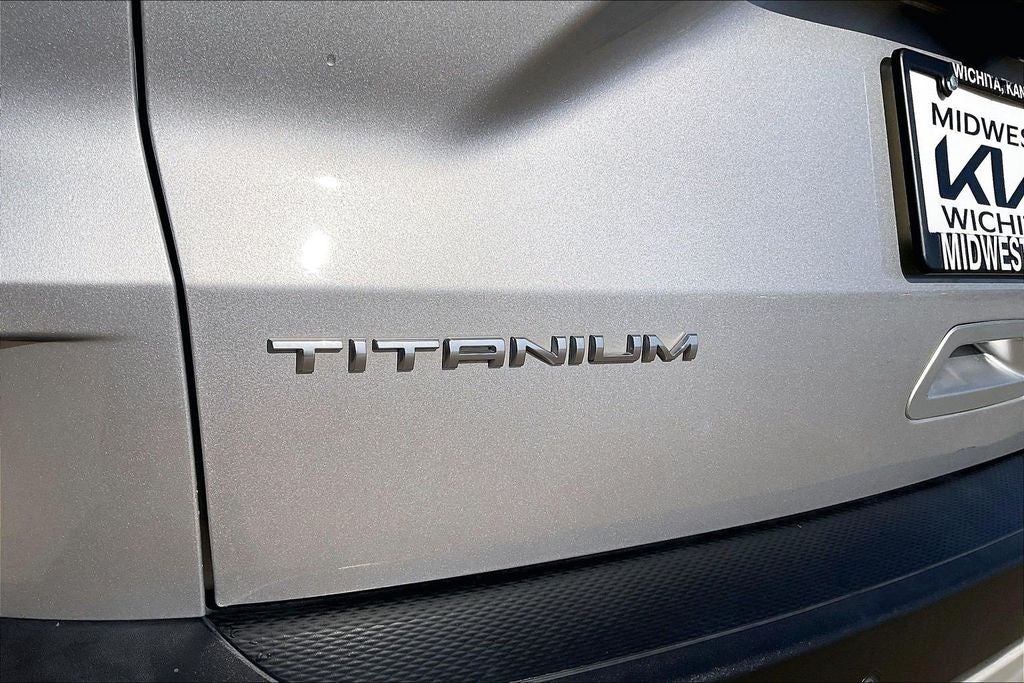 2020 Ford Escape Titanium