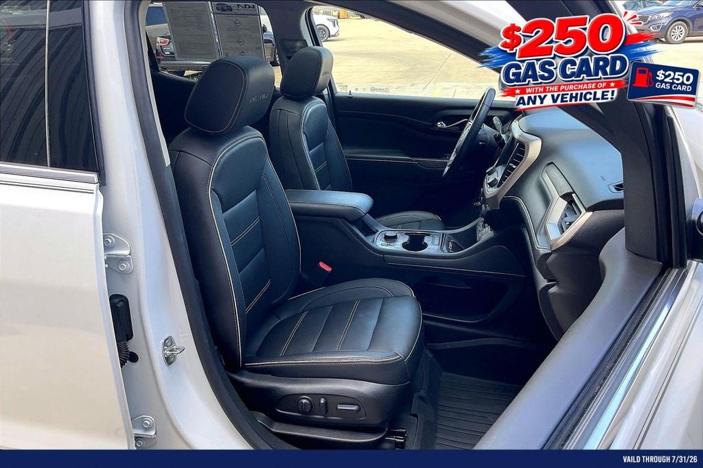 2022 GMC Acadia Denali