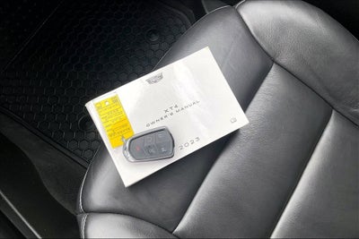 2023 Cadillac XT4 Premium Luxury