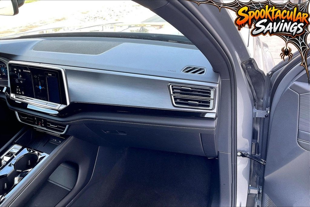 2026 Volkswagen Atlas Cross Sport SE w/Technology