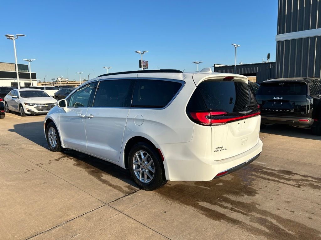 2022 Chrysler Pacifica Touring L
