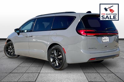 2025 Chrysler Pacifica Limited