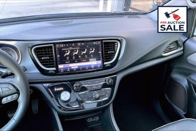 2025 Chrysler Pacifica Limited