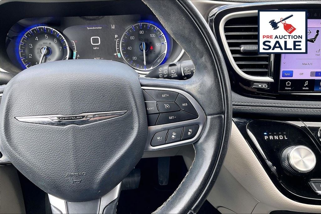 2022 Chrysler Pacifica Touring L