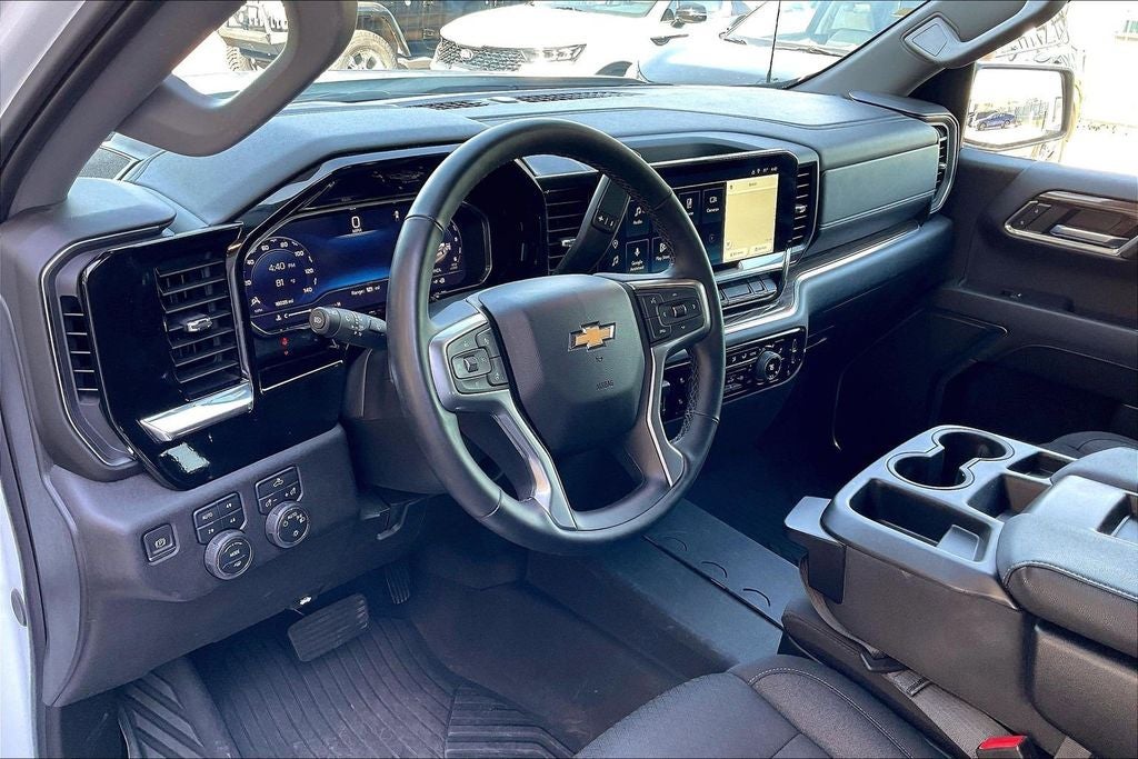 2024 Chevrolet Silverado 1500 LT