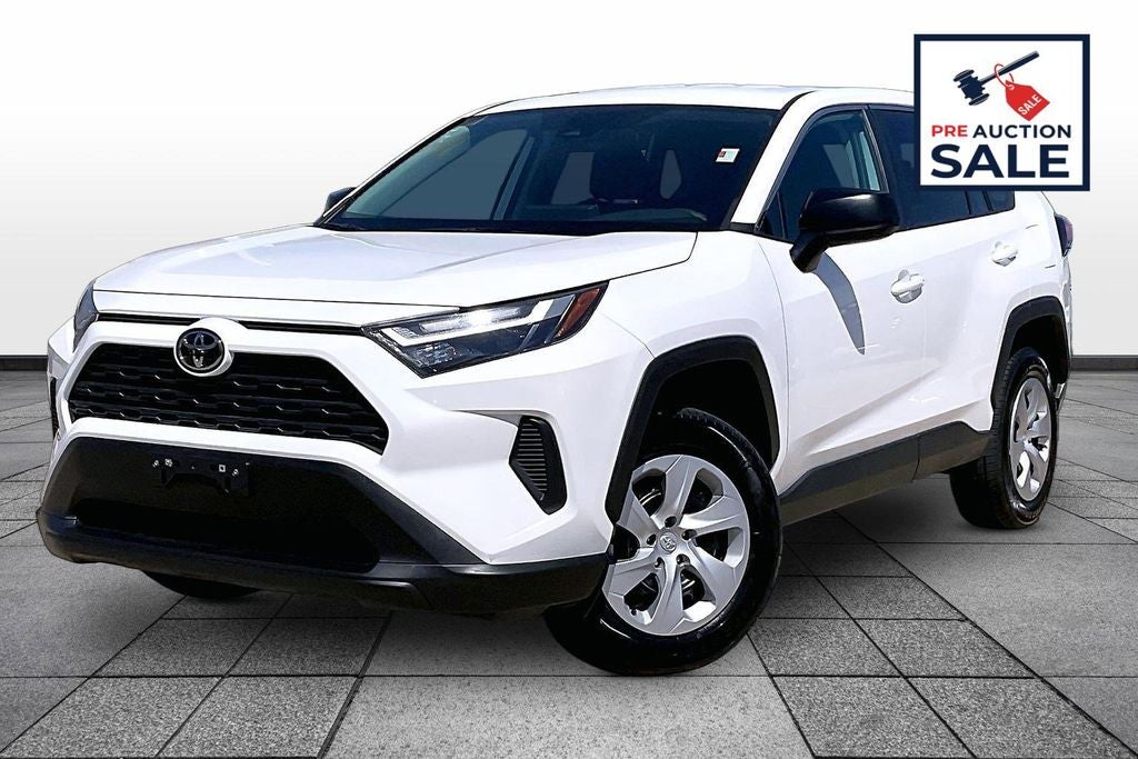 2024 Toyota RAV4 LE