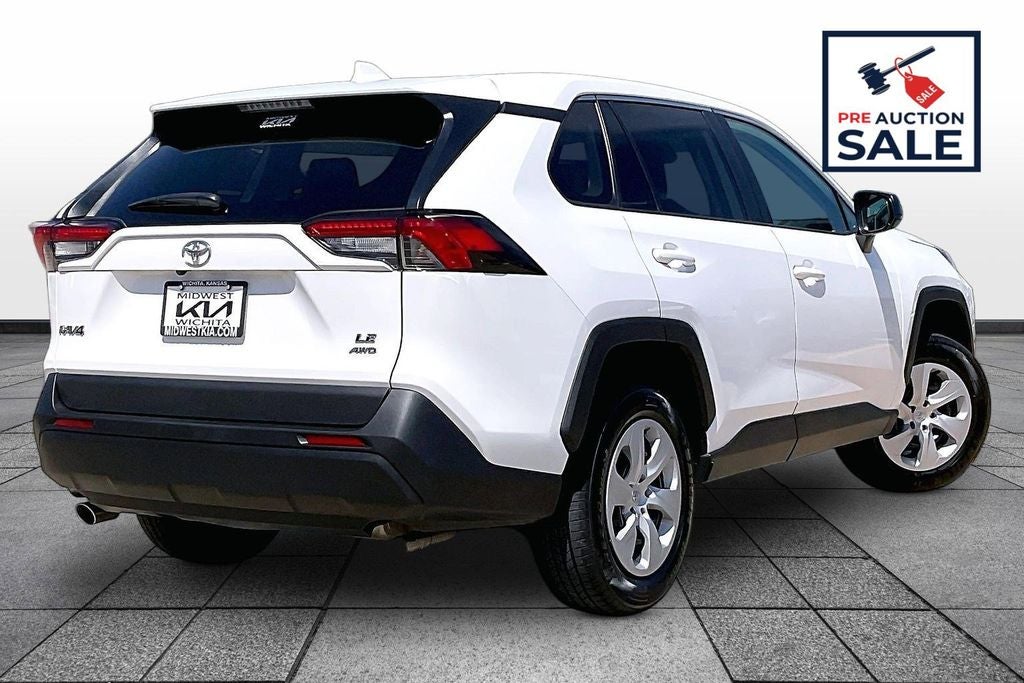 2024 Toyota RAV4 LE