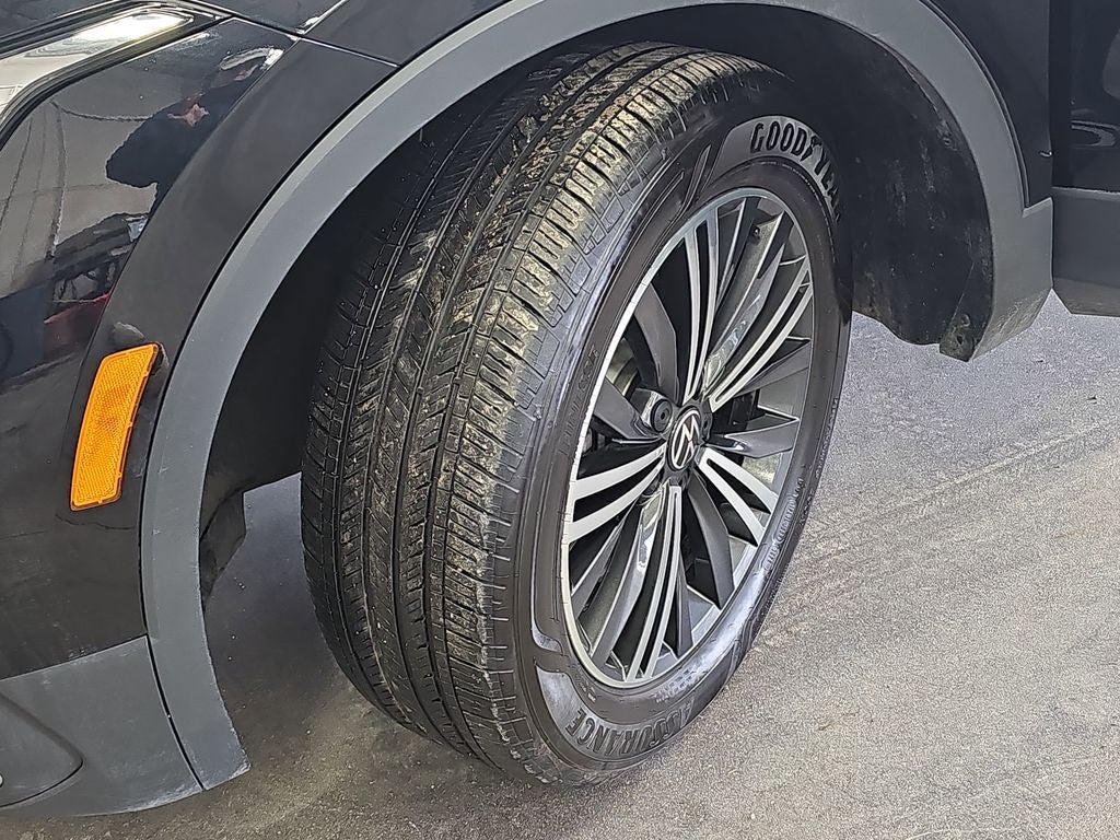 2024 Volkswagen Tiguan 2.0T Wolfsburg Edition