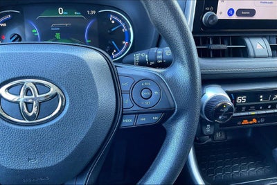 2025 Toyota RAV4 Hybrid XLE