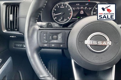 2025 Nissan Pathfinder SL