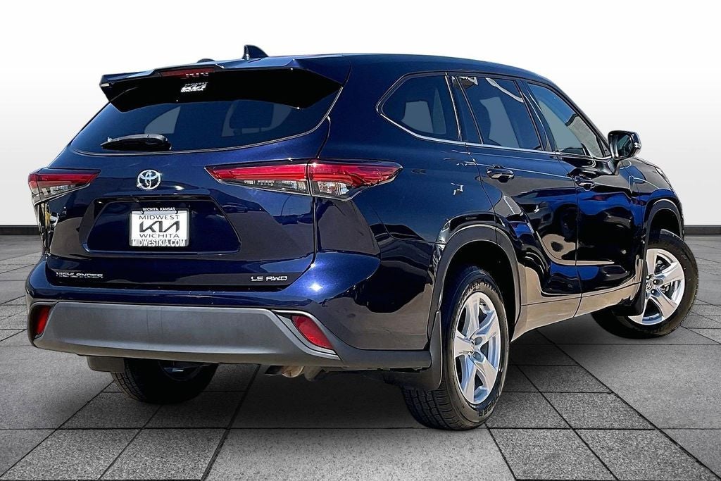 2021 Toyota Highlander LE