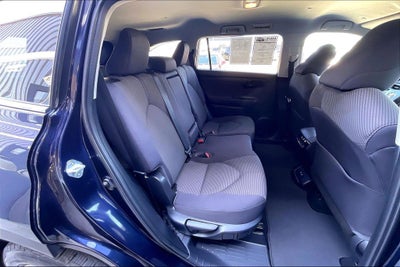 2021 Toyota Highlander LE