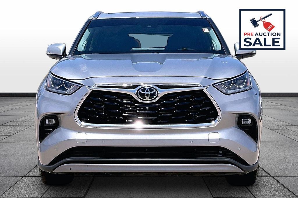2023 Toyota Highlander Platinum