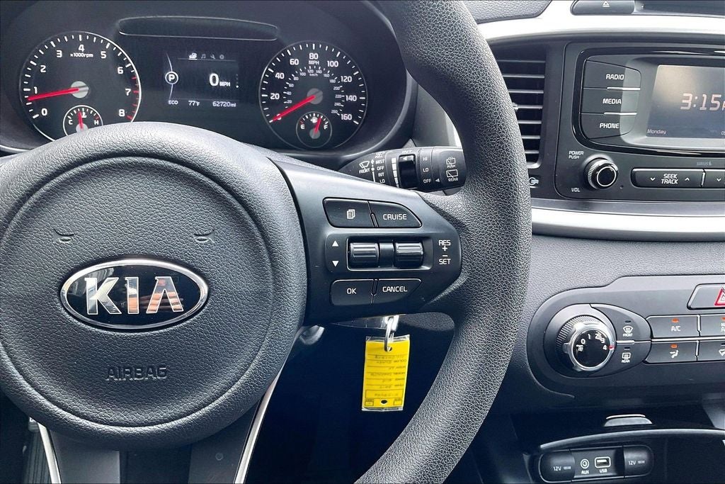 2017 Kia Sorento LX