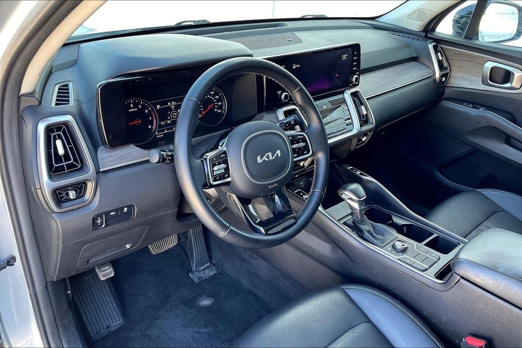 2022 Kia Sorento S