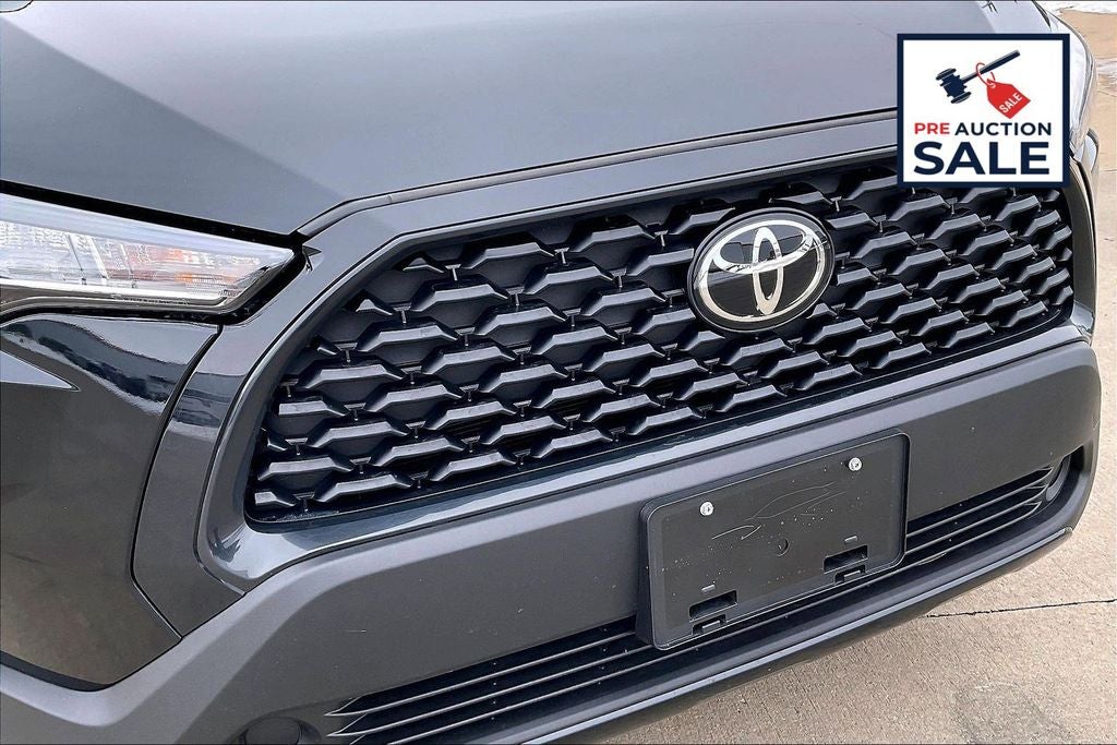 2025 Toyota Corolla Cross LE