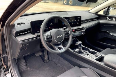 2025 Kia K5 LXS
