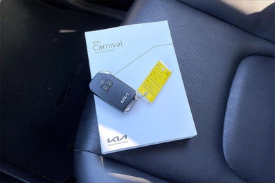 2024 Kia Carnival LX