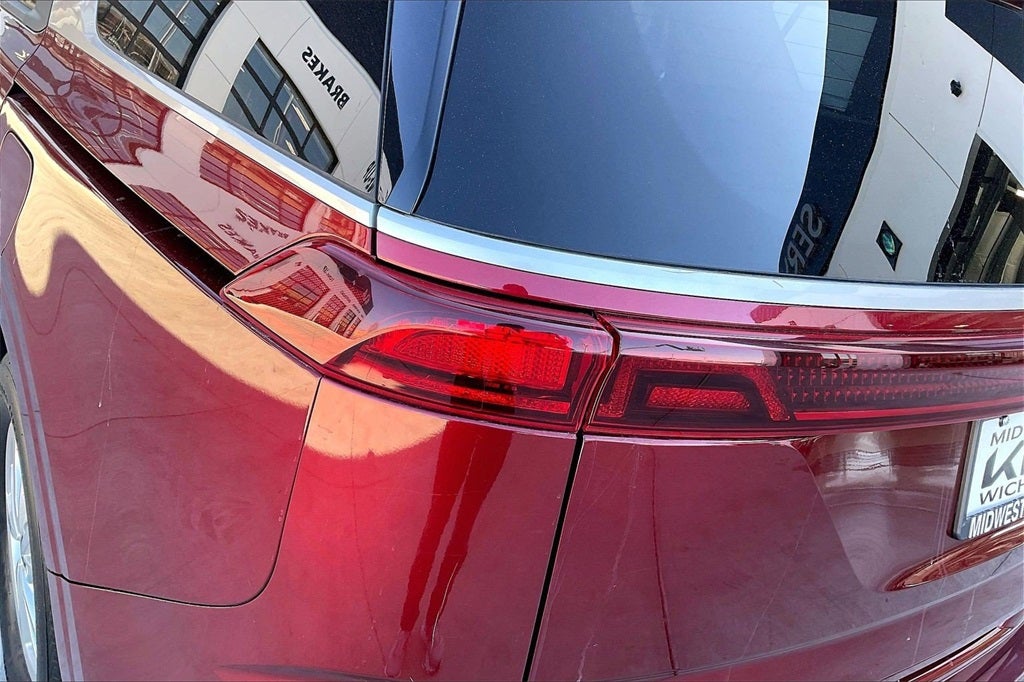 2024 Kia Carnival LX