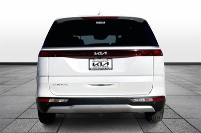 2024 Kia Carnival LX