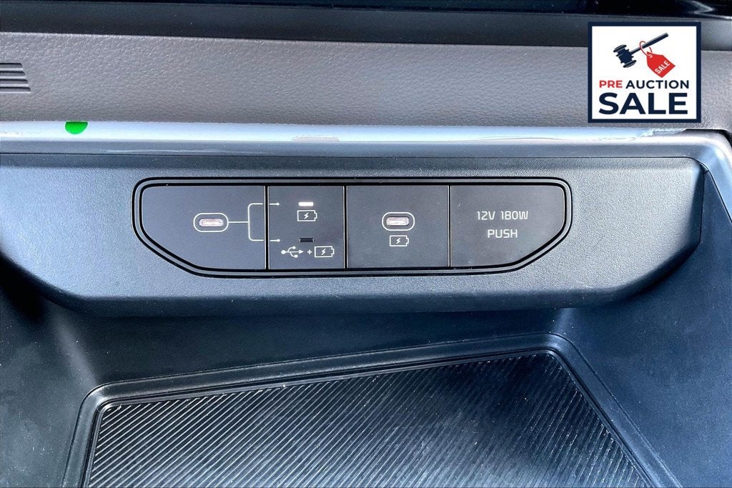 2025 Kia Carnival LXS